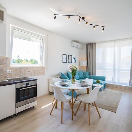 Myflat Golden Coast Panorama Apartment شيوفوك المظهر الخارجي الصورة
