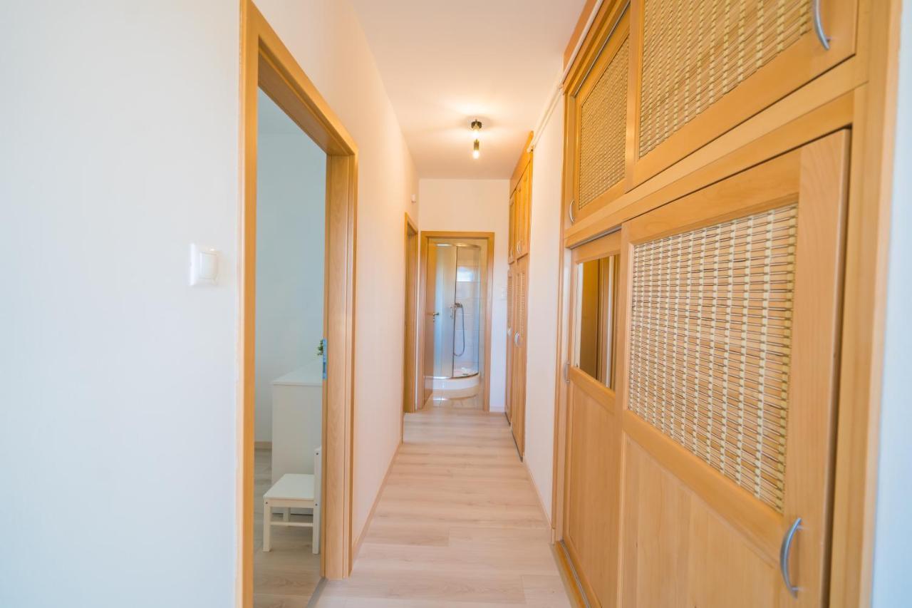 Myflat Golden Coast Panorama Apartment شيوفوك المظهر الخارجي الصورة